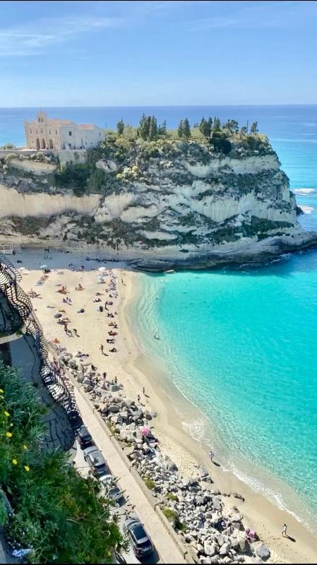 Casa Degli Dei Tropea -Luxury Rooms- - image 24