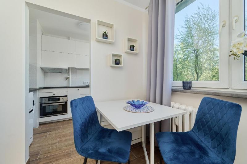 Beautiful & Bright Studio Krynicka for 3 Guests by Noclegi Renters - image 10