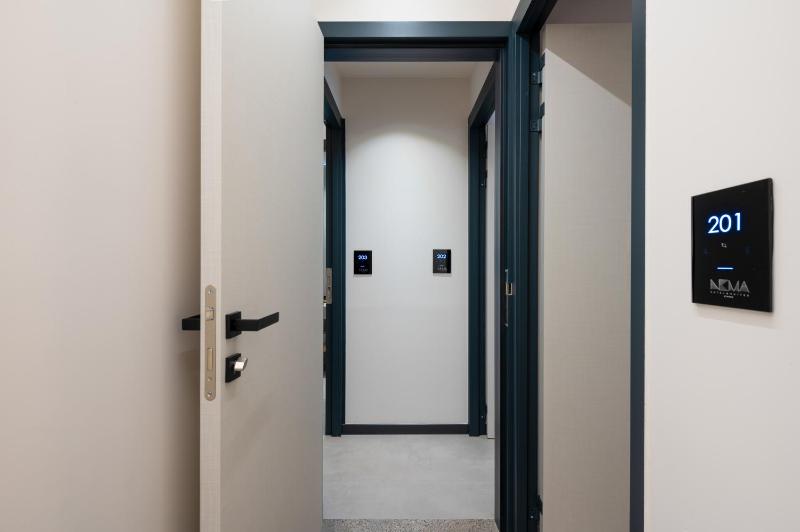 Family Room image 1