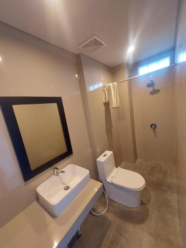 Lushy Hostel Canggu - image 6