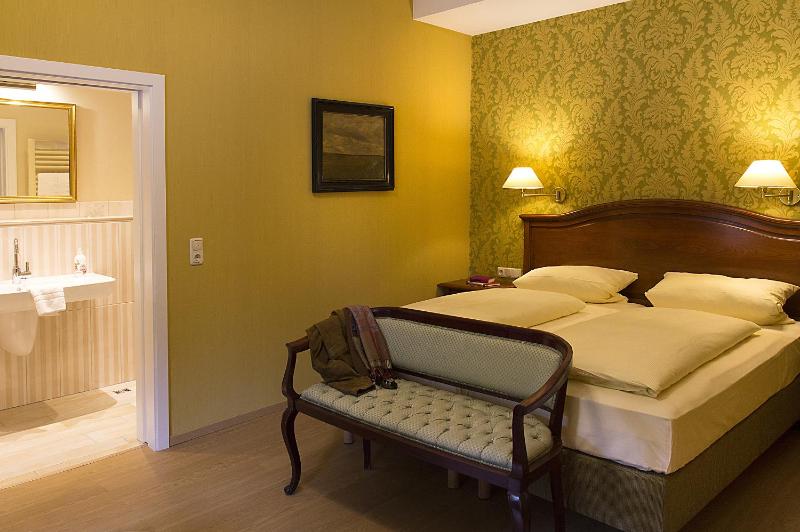 Junior Suite image 3
