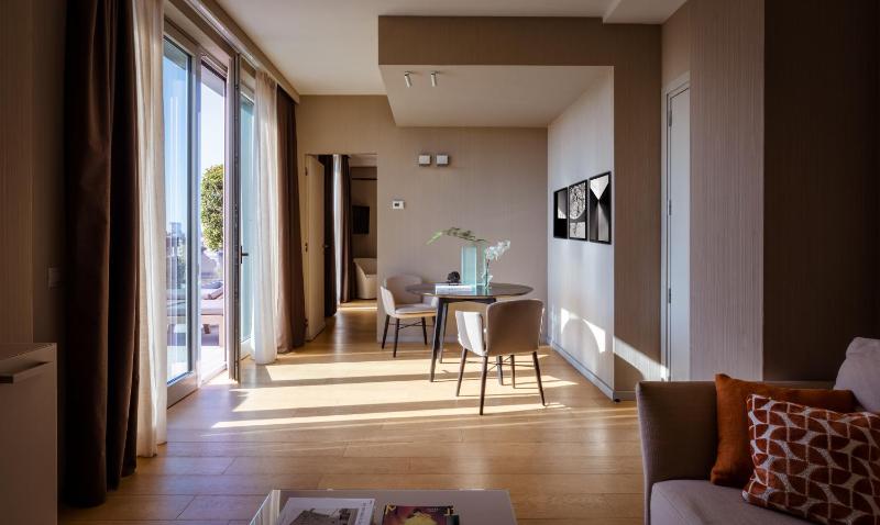 Suite Terrace with spa access image 1