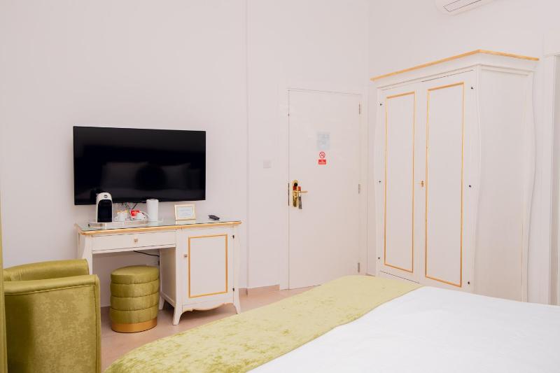 Giorgio Boutique Hotel - image 4