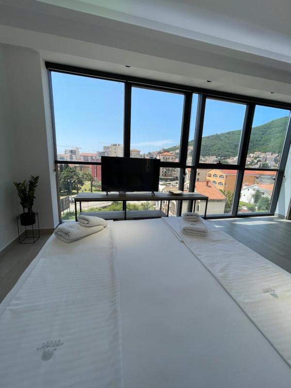 Dora Family Apartments Budva - image 12