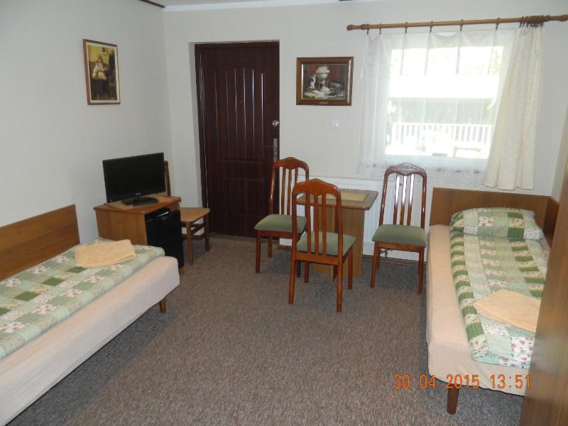 Double or Twin Room image 3