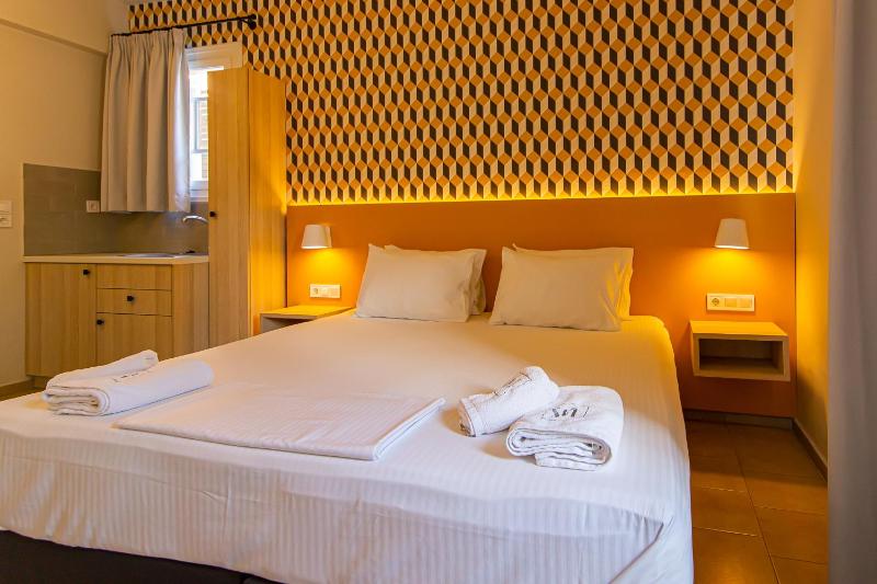 Economy Double Room image 2