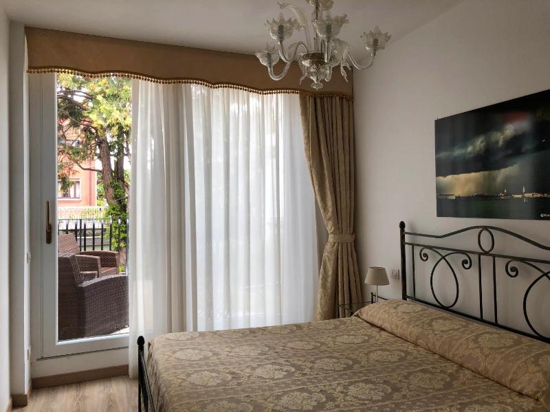 Superior Double or Twin Room with Terrace image 1