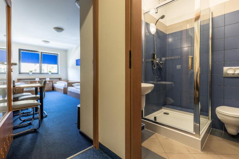 Triple Room image 3