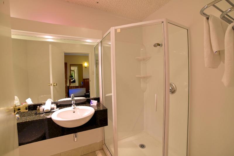 Brentwood Hotel - image 30