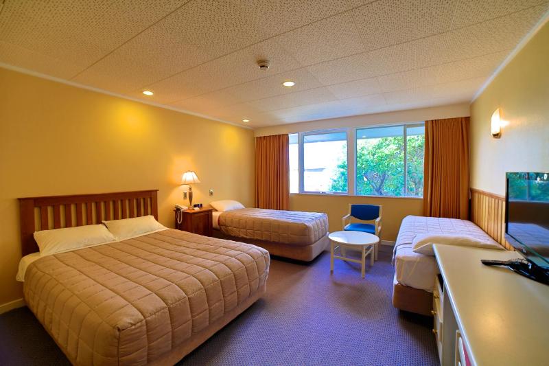 Brentwood Hotel - image 5