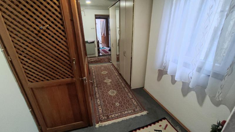 King Room image 3