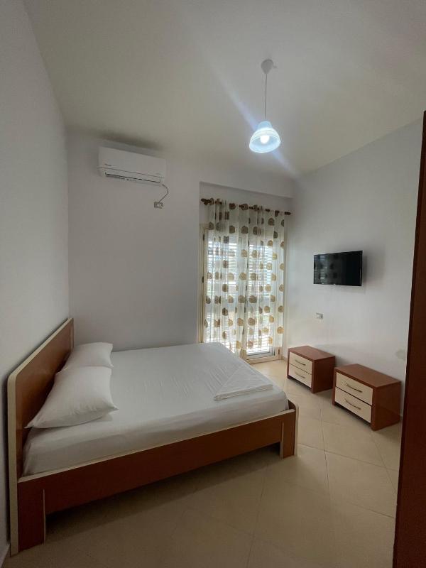 Two-Bedroom House image 3