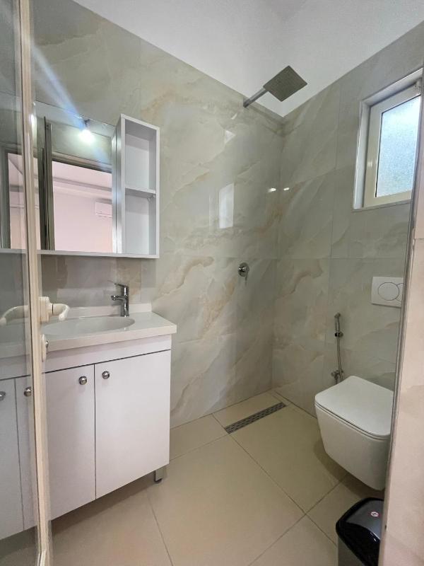 One-Bedroom House image 2