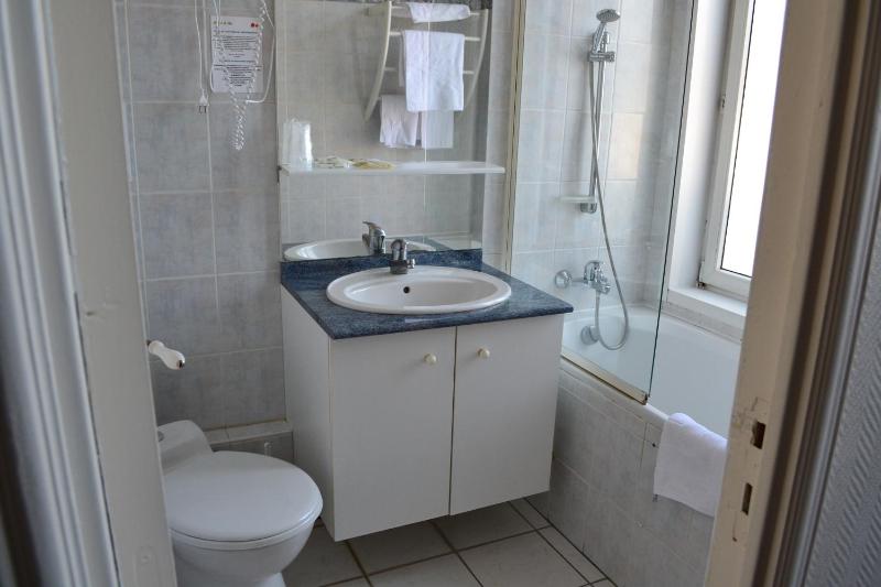 Double Room (1 - 2 Adults) image 2