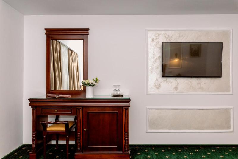 Junior Suite image 3