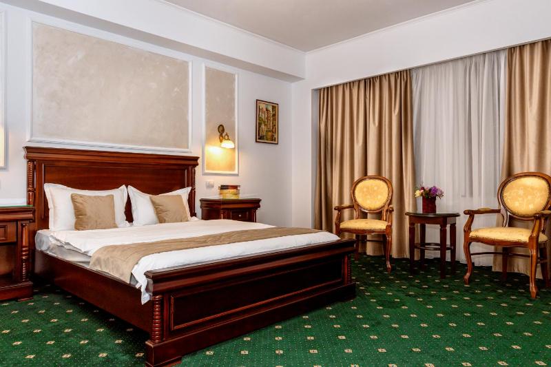 Junior Suite image 2
