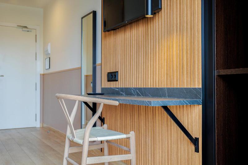 Superior Double Room image 4