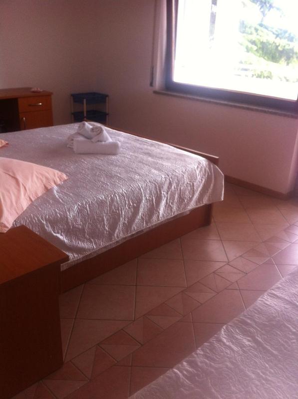Two-Bedroom Apartment with Sea View image 2