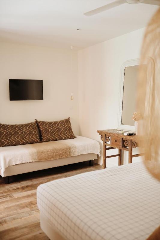 Hotel Home Arcachon - image 12