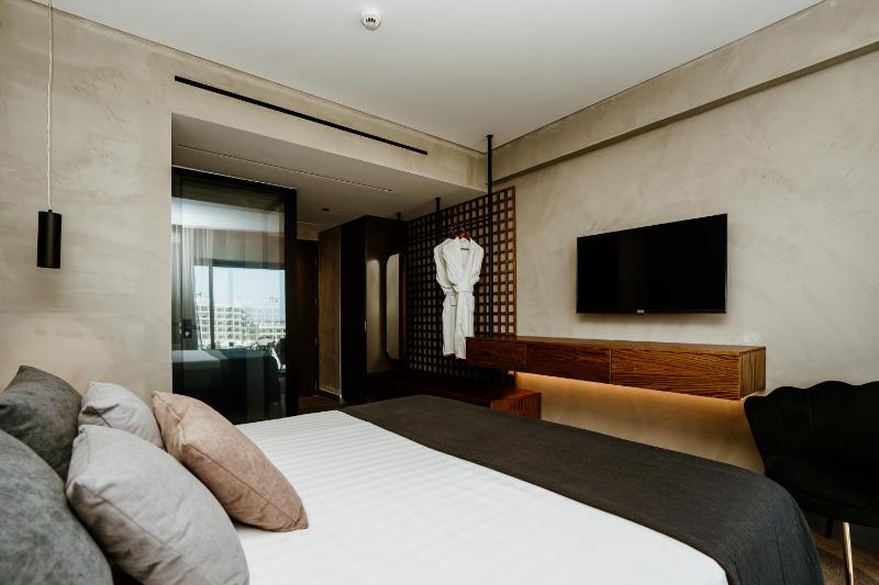 Cavo Zoe Seaside Hotel - image 4