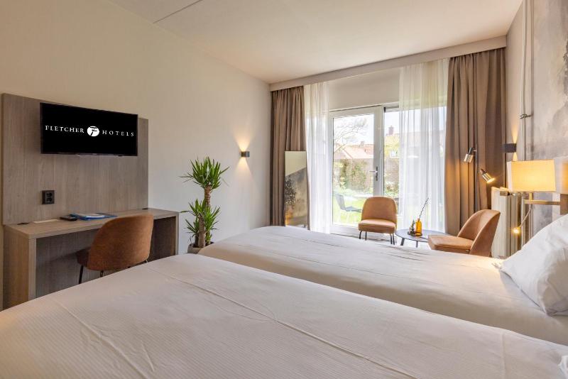 Comfort Double Room with Terrace image 3