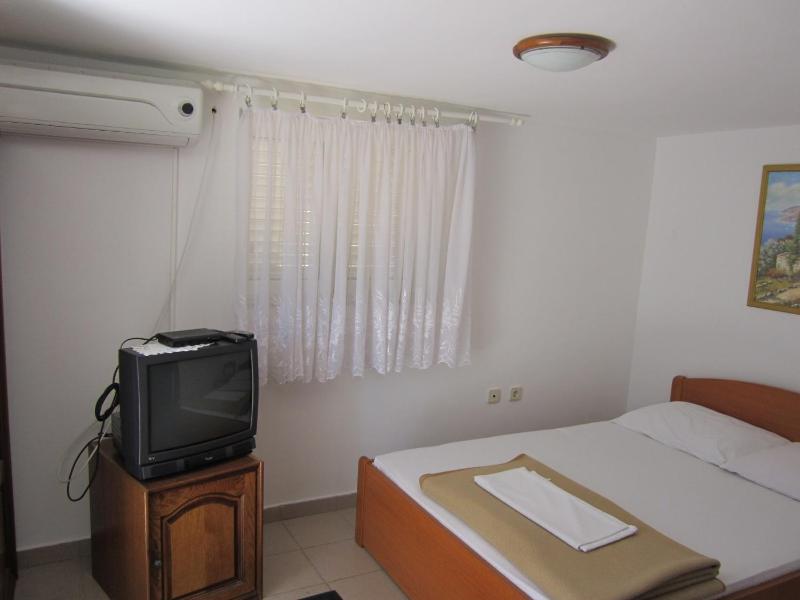 Bungalow (2 Adults) image 2