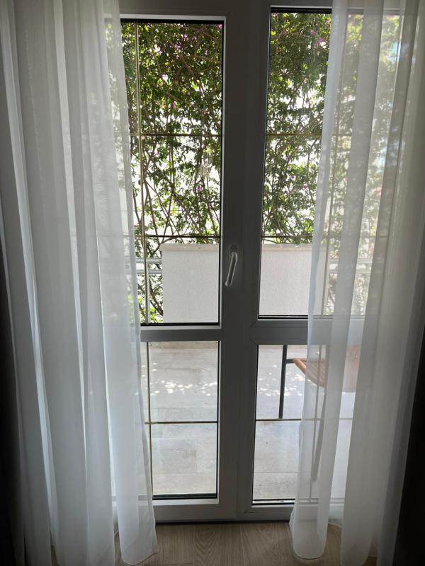 Studio Apartment image 2