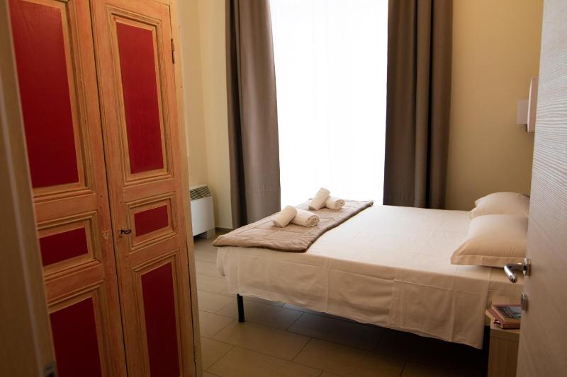 Quadruple Room image 3