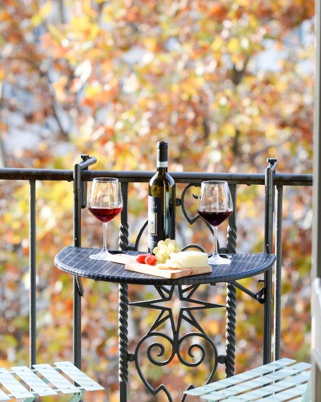 Standard Apartment image 2