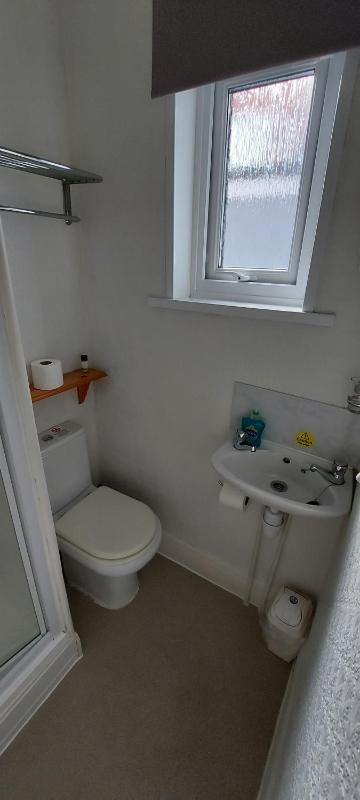 Standard Single Room image 4
