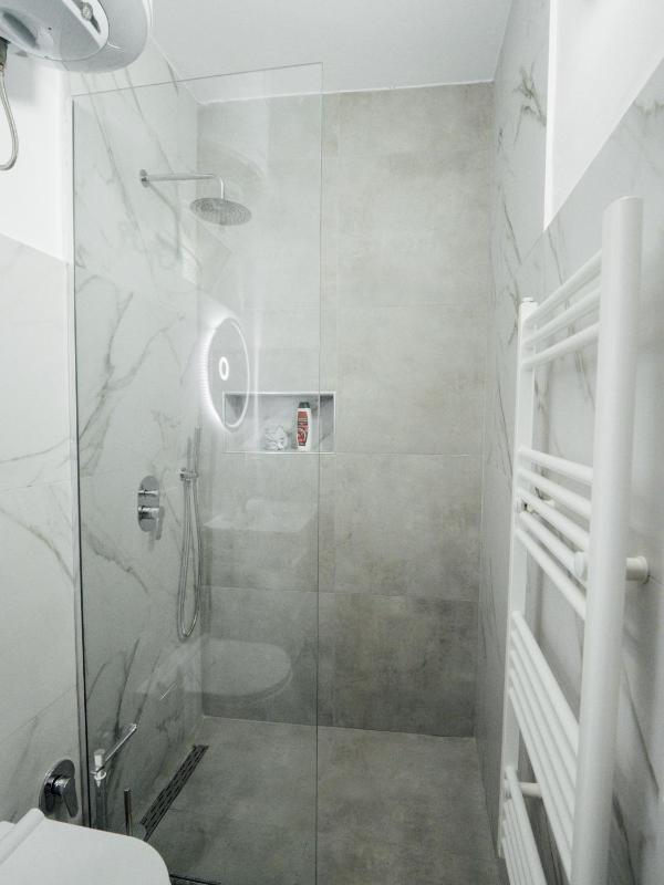 Dionis House - image 12