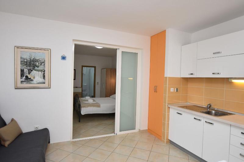Apartments Eva - image 12