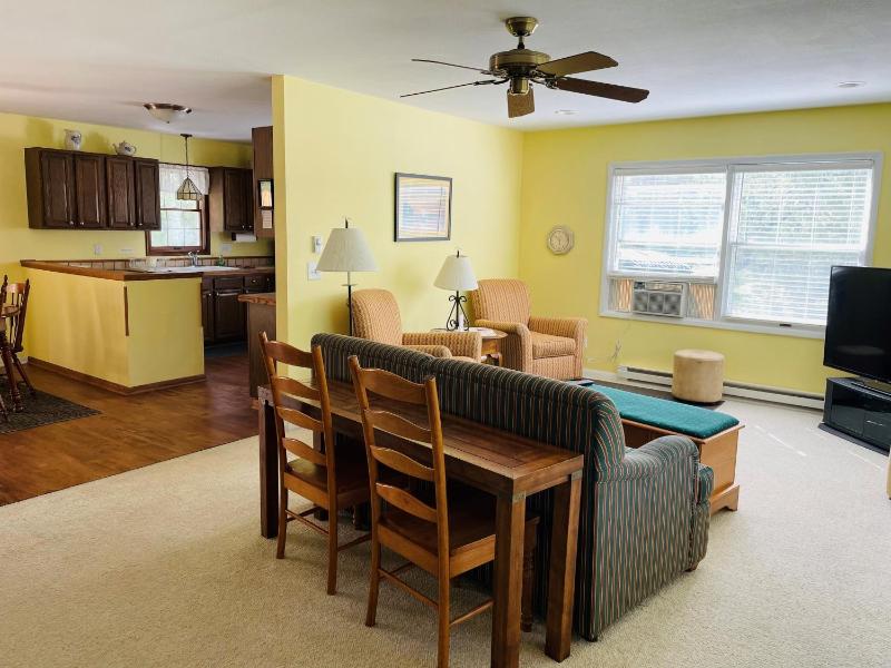 One-Bedroom Suite image 2
