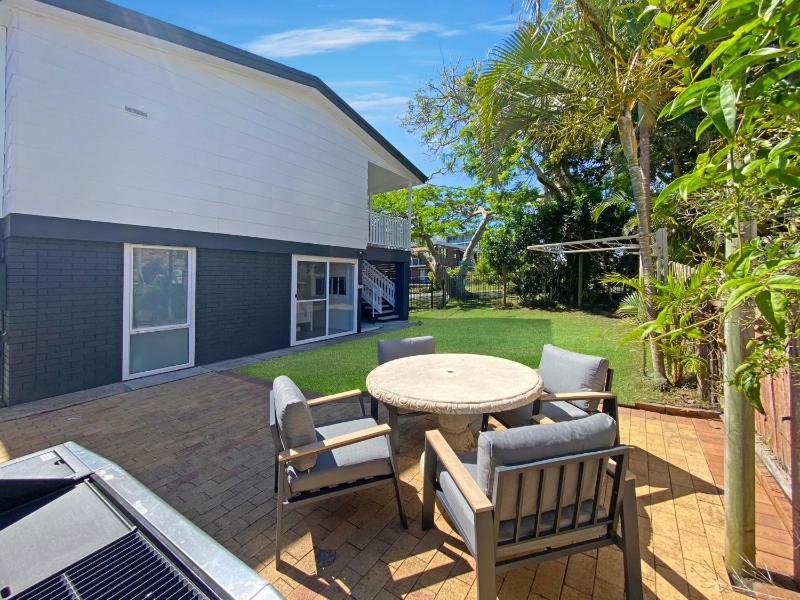 Shoal Bay Beach House One - image 30