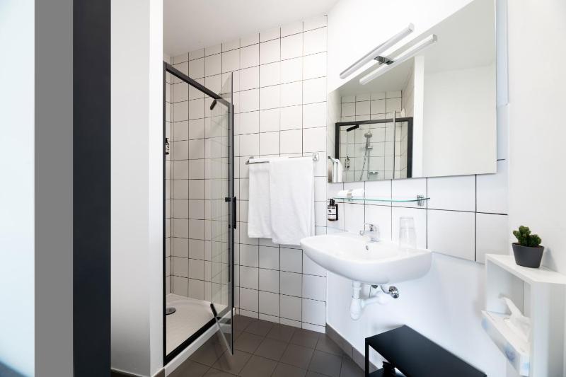 Urban Style Biarritz Le Relais - image 4