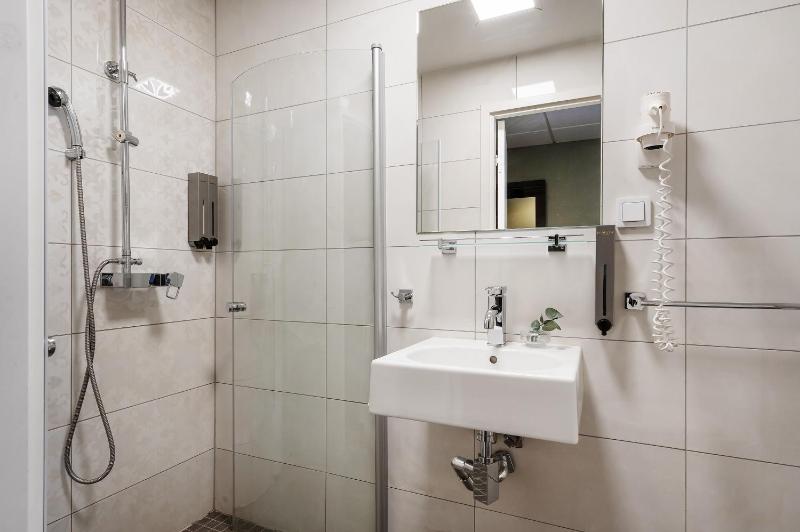 Single Room without Window image 4