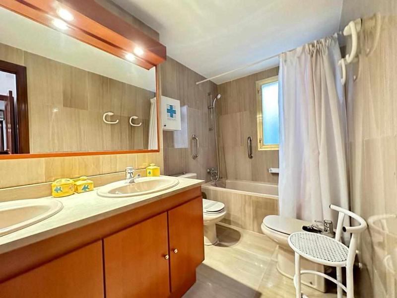 Tossa Veran – 100m Playa Parking y Wifi piscina - image 31