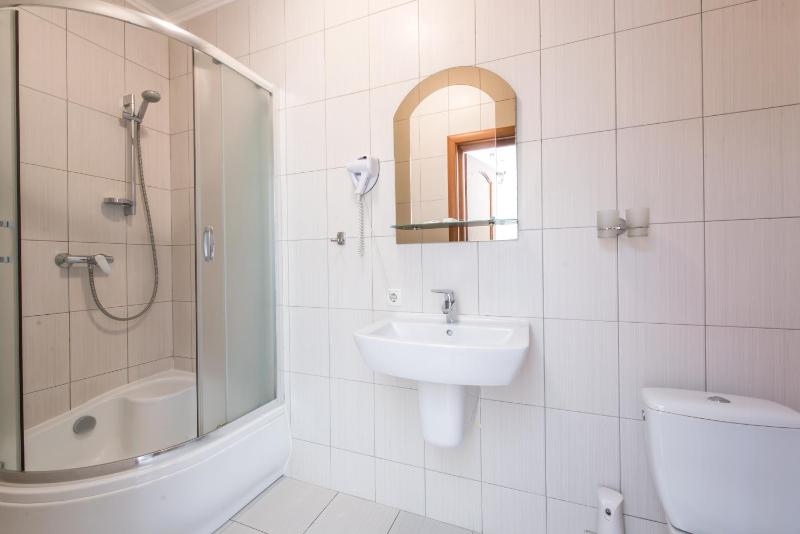 Junior Suite with Air-Conditioner image 4