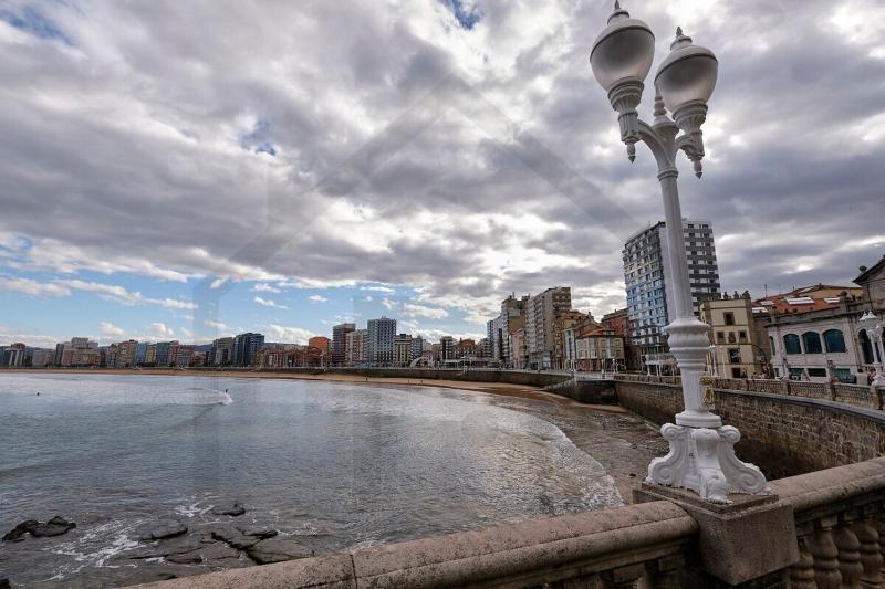 Apartamento La Muralla - Gijón - image 1