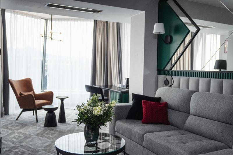 Premium Apartment with Balcony and Mountain view image 3