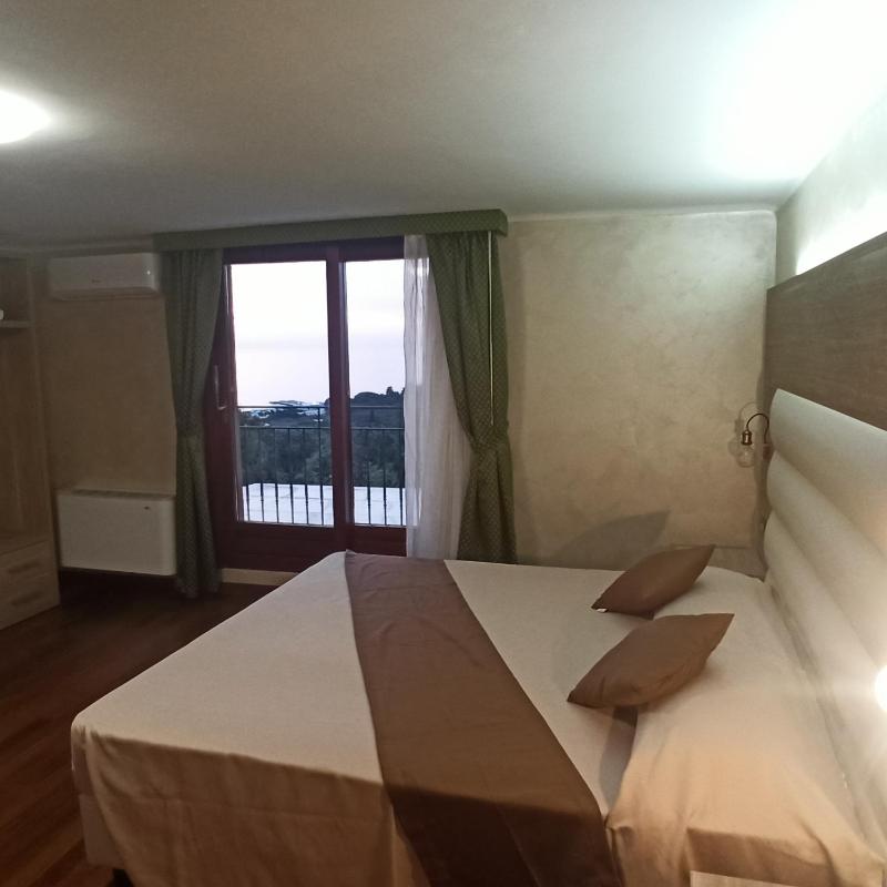 Triple Room image 3