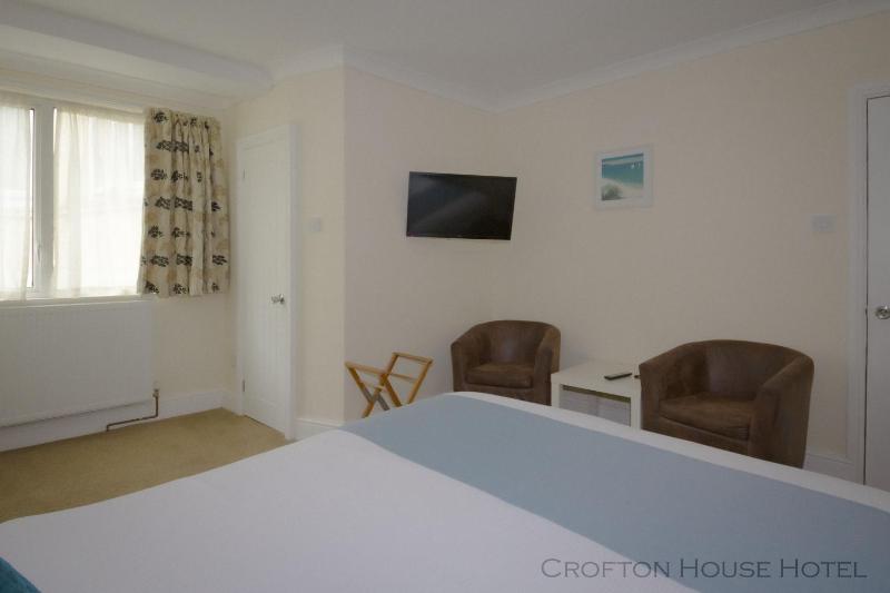 One-Bedroom Suite image 3