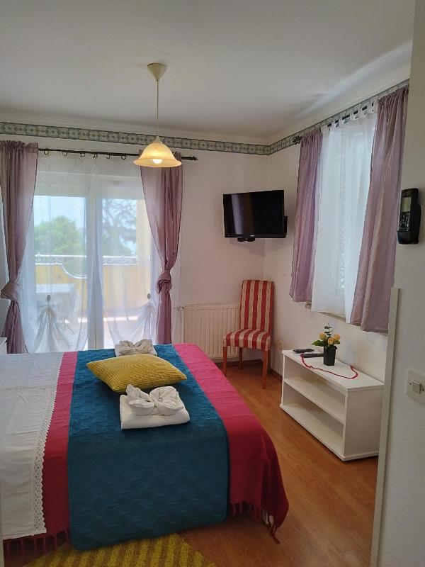 Superior Double Room with Sea View image 4