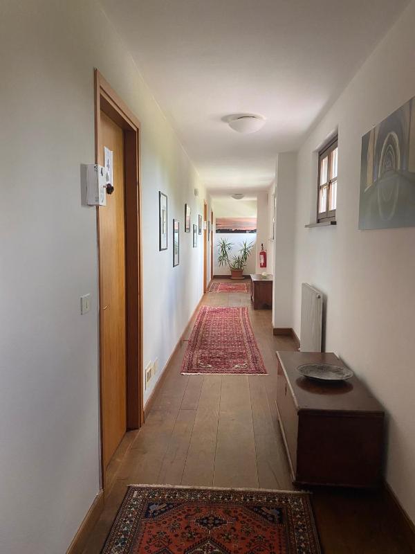 Double Room image 4