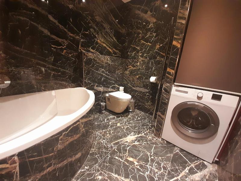 Deluxe Apartment image 1