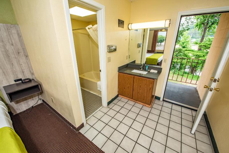 River Place Inn - image 43