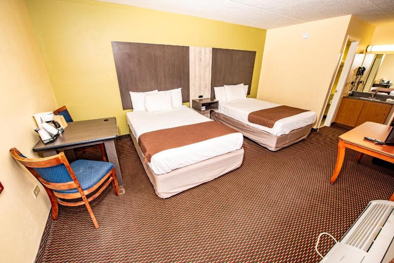 Double Room with Two Full Beds - City View (Non Smoking) image 2