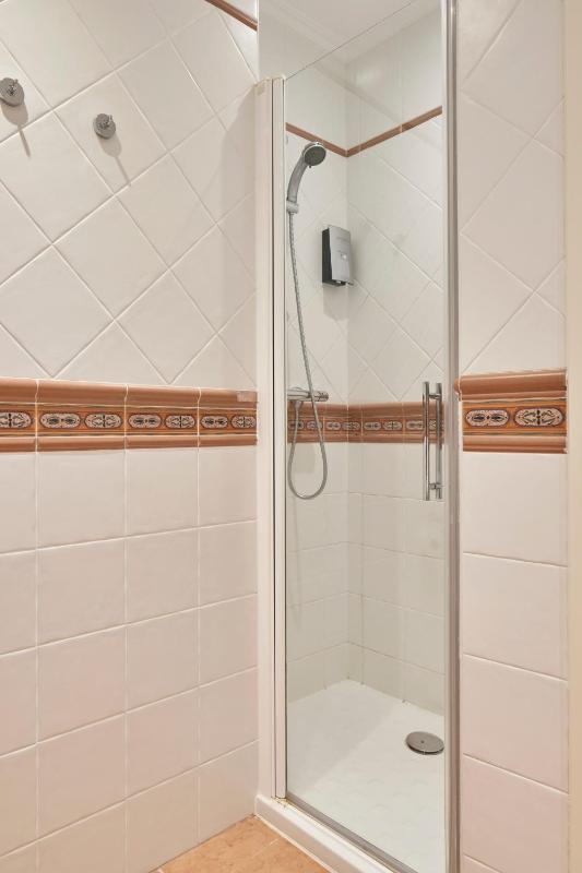 Mirakruz H by FeelFree Rentals - image 2