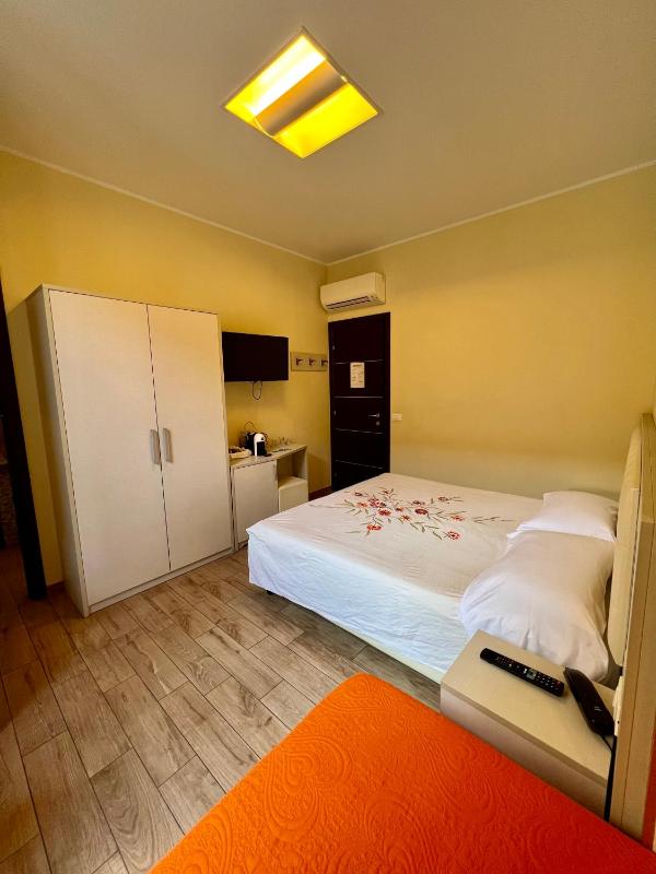 Triple Room image 1
