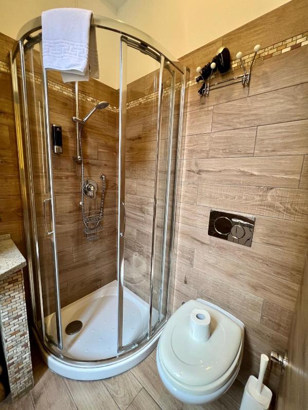 Triple Room image 2